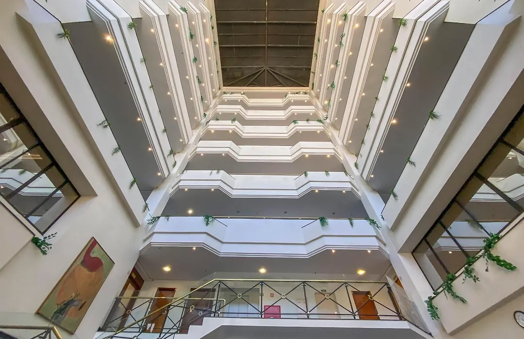 Crystal Plaza Hotel-1